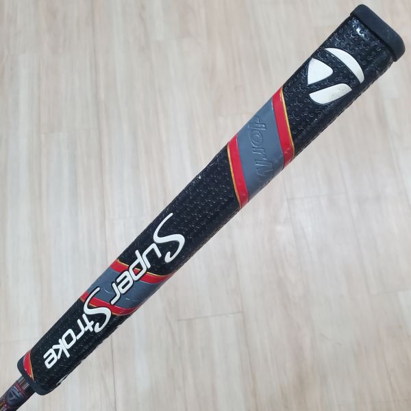 二手近新品TaylorMade Spider GT ꜱᴘʟɪᴛʙᴀᴄᴋ ʙʟᴀᴄᴋ ꜱᴍᴀʟʟ ꜱʟᴀɴᴛ 34"推桿 