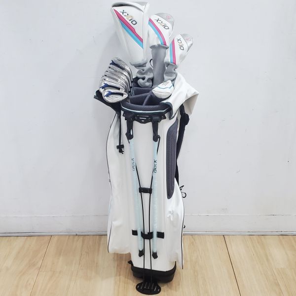 二手超美品 女生 女用XXIO 12 ʙʟᴜᴇ 12.5°/20°/25° 開球木桿/5號球道木桿/5號小雞腿/6-S(共7支)鐵桿組 ᴅꜱᴛ MP1200L 34/34/34/35 L+BLADE 34"推桿 搭配二手超美品XXIO 女用腳架式球袋 