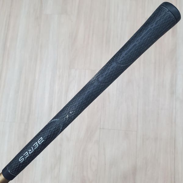 二手美品HONMA BERES MG711 -𝟦𝟨𝟢- (2顆*) 10°開球木桿 搭配ARMRQ B49(2顆*) 49 R桿身 