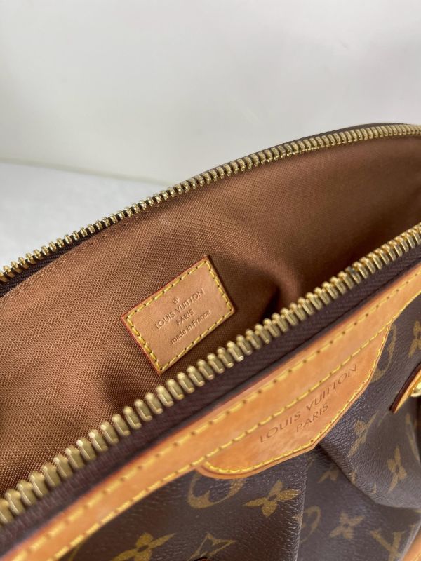 【85成新】LV Tivoli GM 