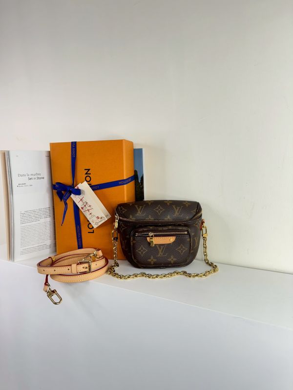 【分期0利率】LV Mini Bumbag【9成新】 