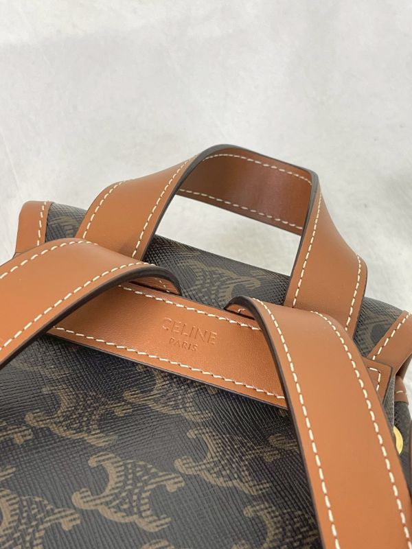 【分期0利率】CELINE Triomphe帆布及小牛皮迷你型FOLCO背包【未使用閒置品】 
