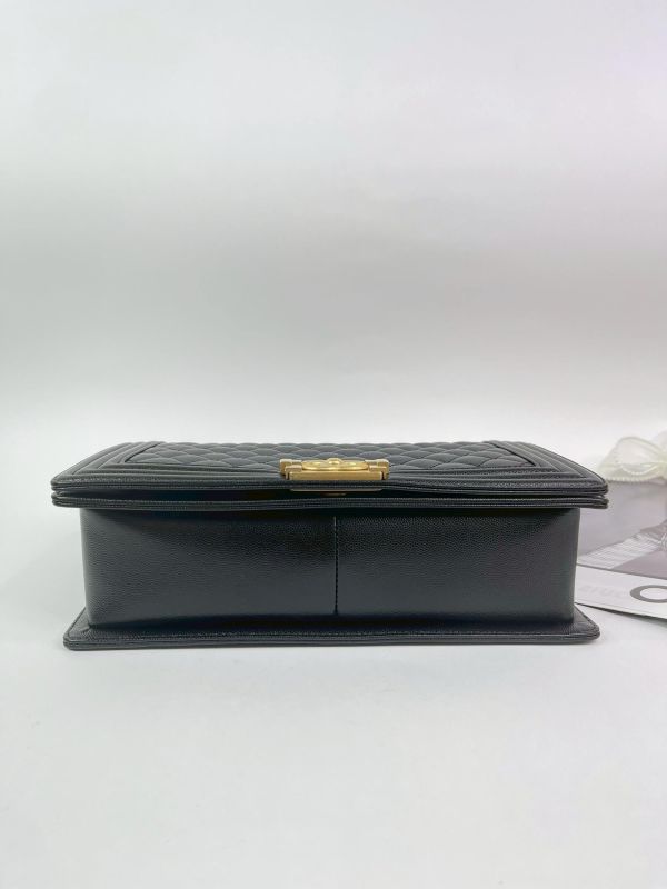 【95成新】CHANEL BOY 口蓋包28cm大號(芯片款) 