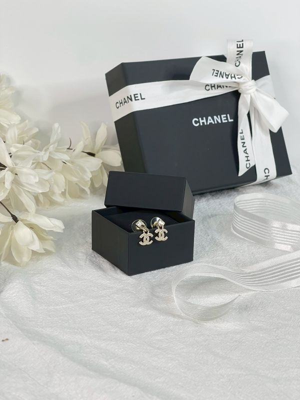 【分期0利率】CHANEL 方型水鑽及鍊條垂墜耳環【未使用閒置品】 