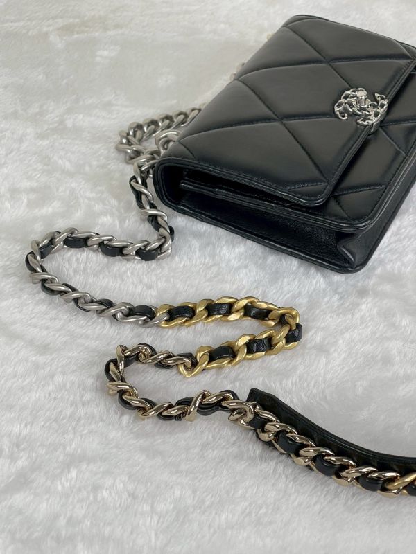 【12期0利率】CHANEL 19 WOC 【95成新】 