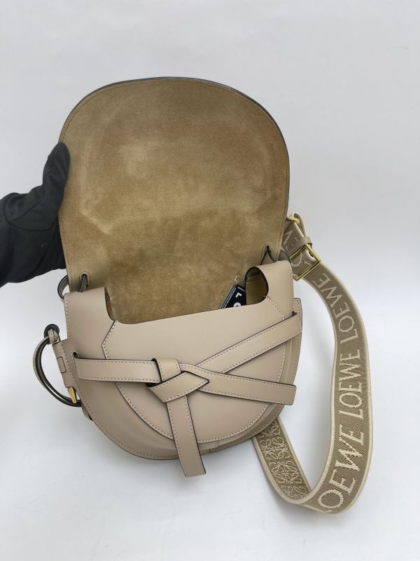 【95成新】LOEWE SMALL GATE柔軟小牛皮 