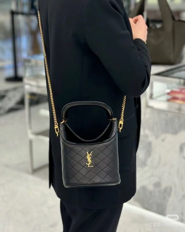 【分期0利率】YSL GABY 小羊皮水桶包 【95成新】 