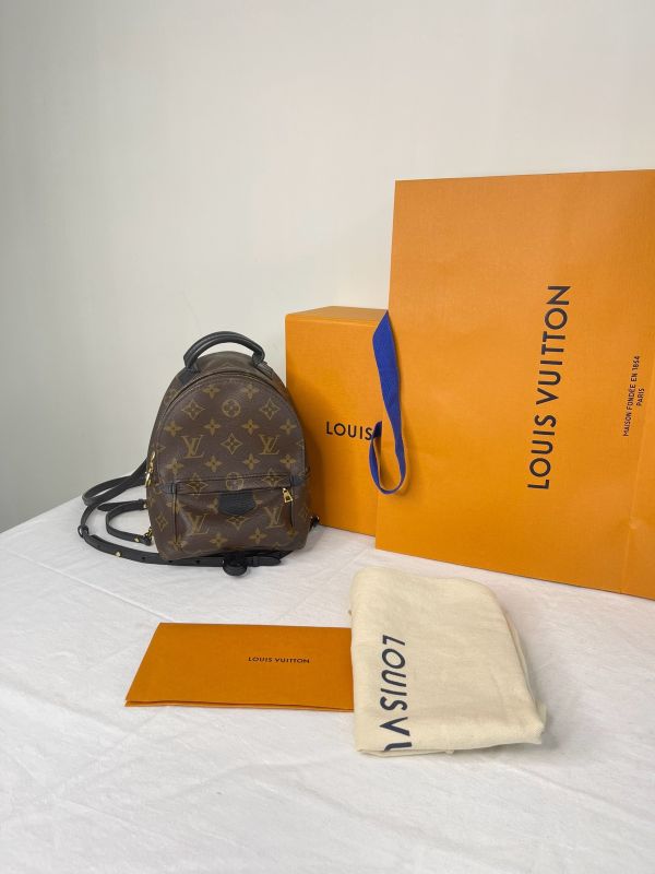 【分期0利率】LV Palm Springs Mini 新款【9成新】 