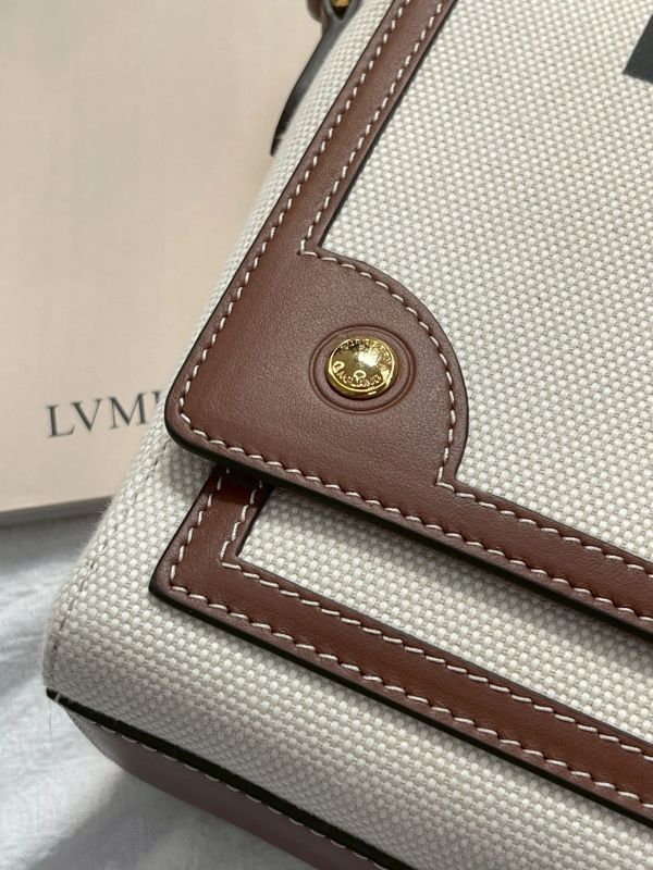 【分期0利率】BURBERRY HORSEFERRY 印花帆布NOTE斜背包【未使用閒置品】 