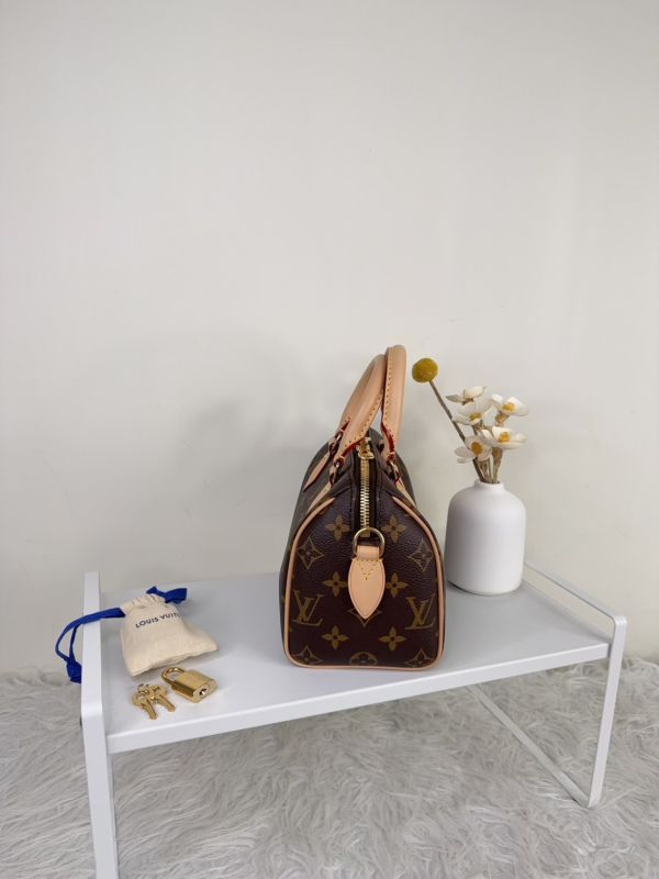 【分期0利率】LV Speedy Bandoulière 20【99成新】 