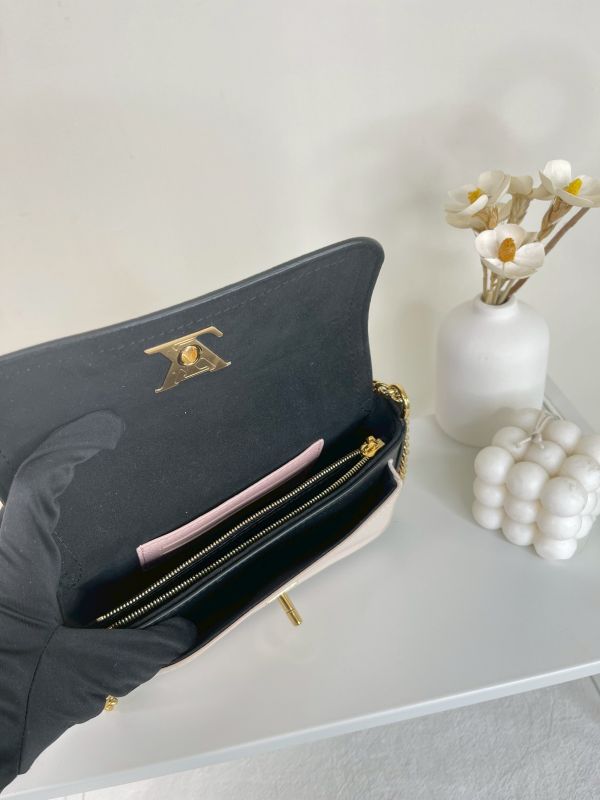 【分期0利率】LV LOCKME TENDER POCHETTE【99成新】 