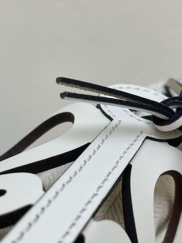 【9成新】LOEWE CUTOUT POCKET 水桶包 