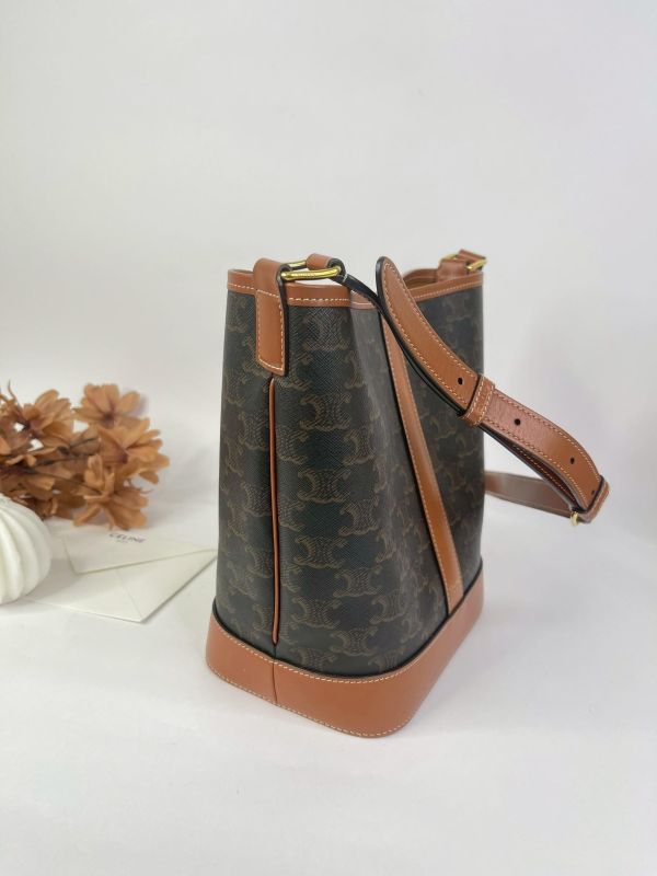 【95成新】CELINE TRIOMPHE老花小號水桶包 