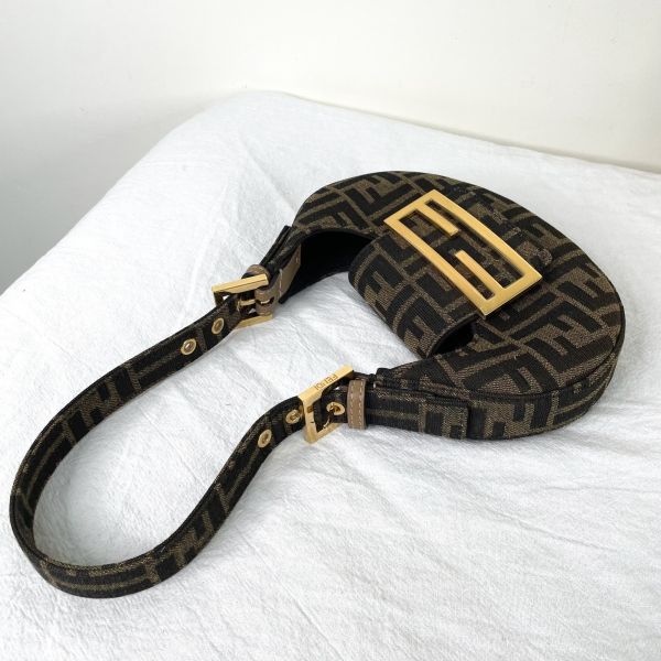 【12期0利率】FENDI 老花迷你餅乾包【95成新】 