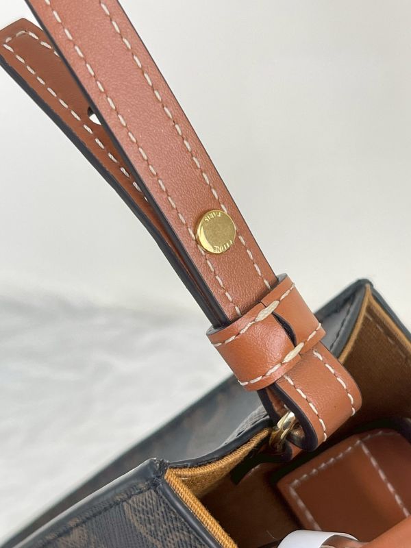 【分期0利率】CELINE老花琴譜包【99成新】 