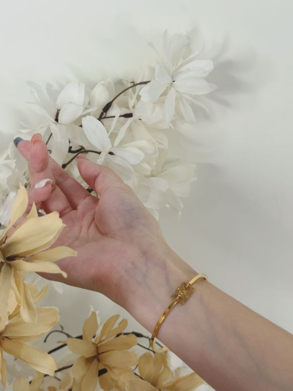 【分期0利率】CELINE Triomphe 手鐲【未使用閒置品】 