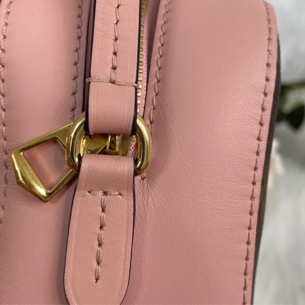 【9.5成新】【12期0利率】LV saintonge流蘇相機包 
