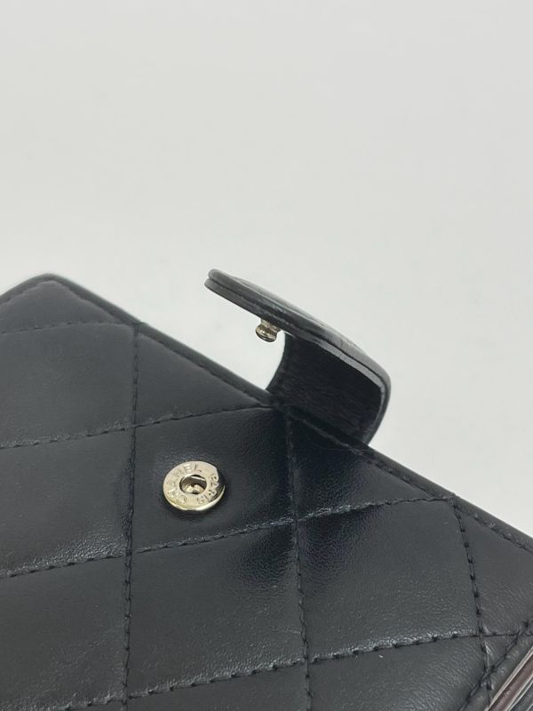 【9成新】CHANEL 菱格紋雙折短夾 