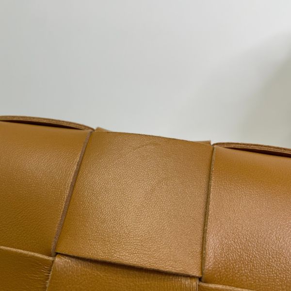 【9成新】【12期0利率】Cassette Pouch On Strap15格繩帶手拎包 