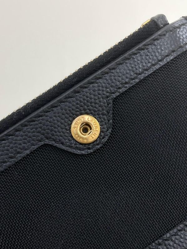 【9成新】YSL 魚子醬照片夾層兩折短夾 