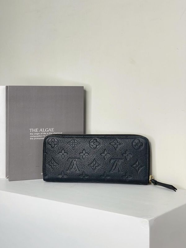 【95成新】LV Clémence 拉鍊皮革壓紋長夾 