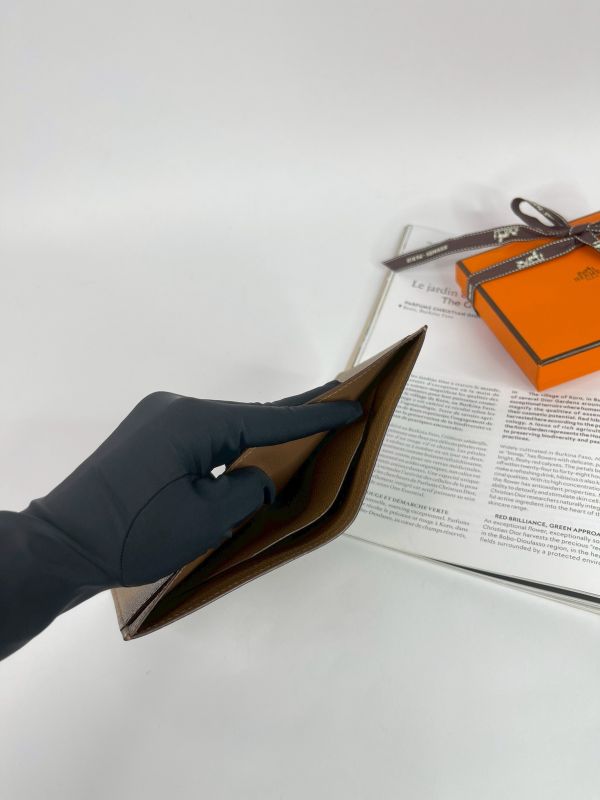 【99成新】HERMES 對開6卡短夾 