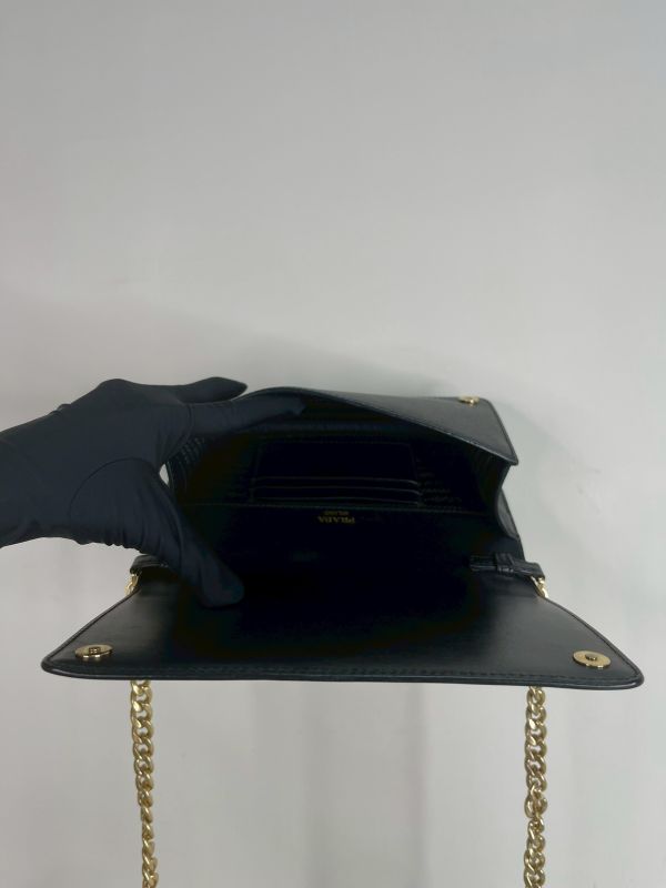 【9成新】PRADA  Saffiano Pochette WOC 