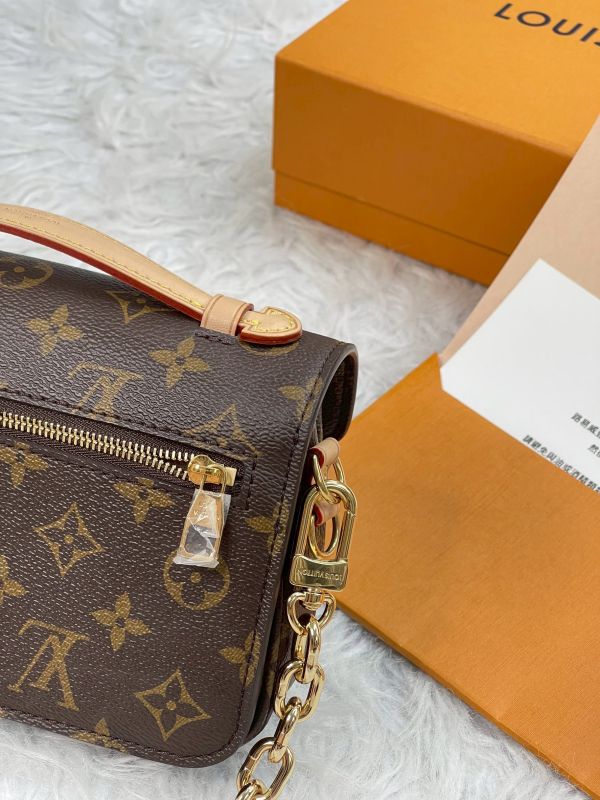 【分期0利率】LV Pochette Métis 小型學院包【95成新】 
