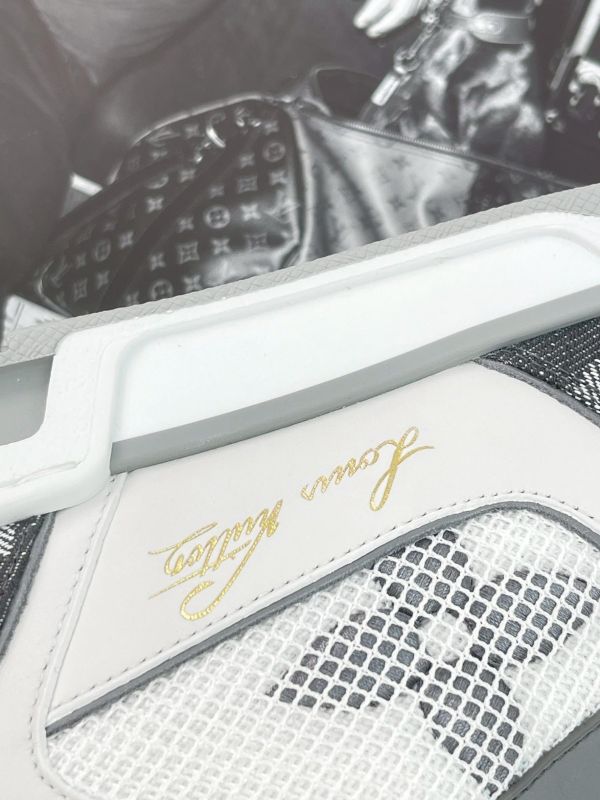 【全新品】LV Trainer 運動鞋 