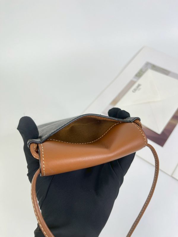 【9成新】CELINE 老花直立式手機包 