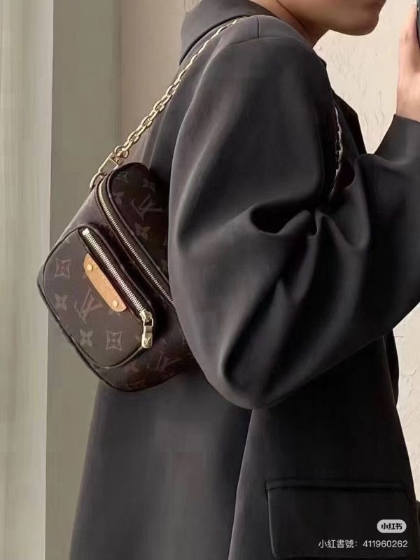 【分期0利率】LV Mini Bumbag【9成新】 