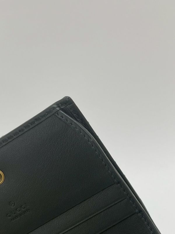 【99成新】GUCCI Marmont 愛心兩摺拉鍊零錢袋短夾 