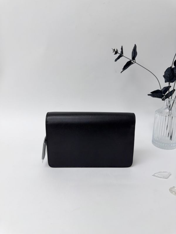 【9成新】FENDI KARLITO 水鑽老佛爺 WOC 