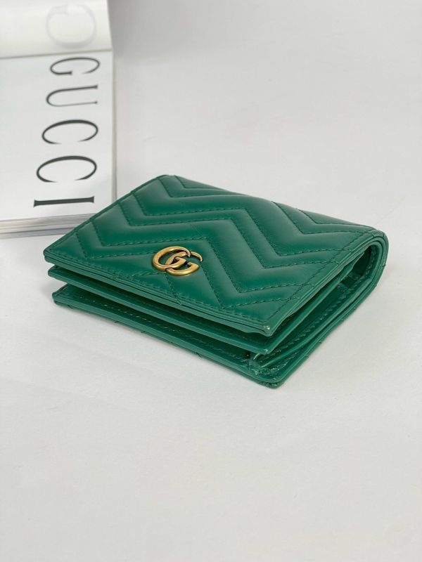 【9成新】GUCCI Marmont 愛心兩摺拉鍊零錢袋短夾 