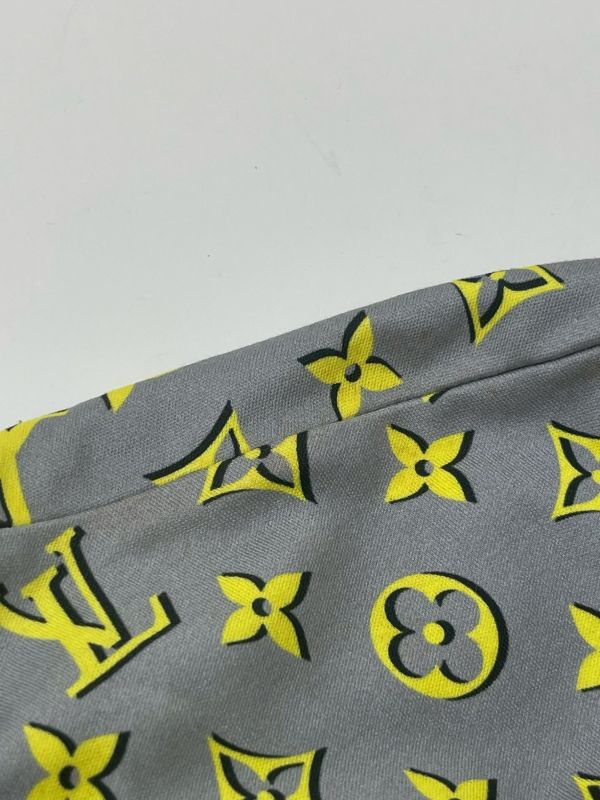 【9成新】LV 3D字母短T 