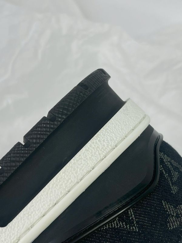 【95成新】LV TRAINER 運動鞋 