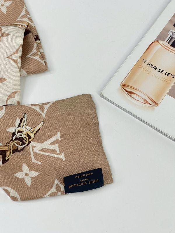 【9成新】LV Monogram Confidential 長絲巾 