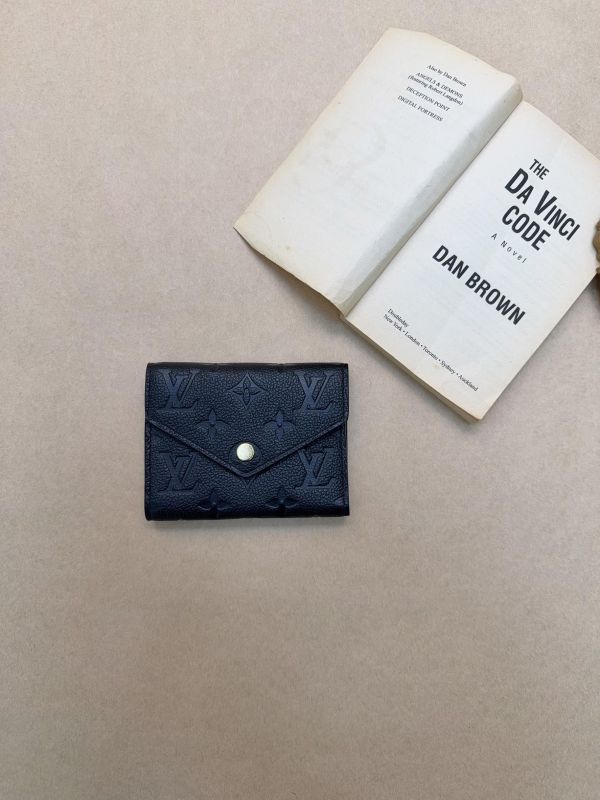 【未使用閒置品】LV Victorine 錢包 黑壓紋 