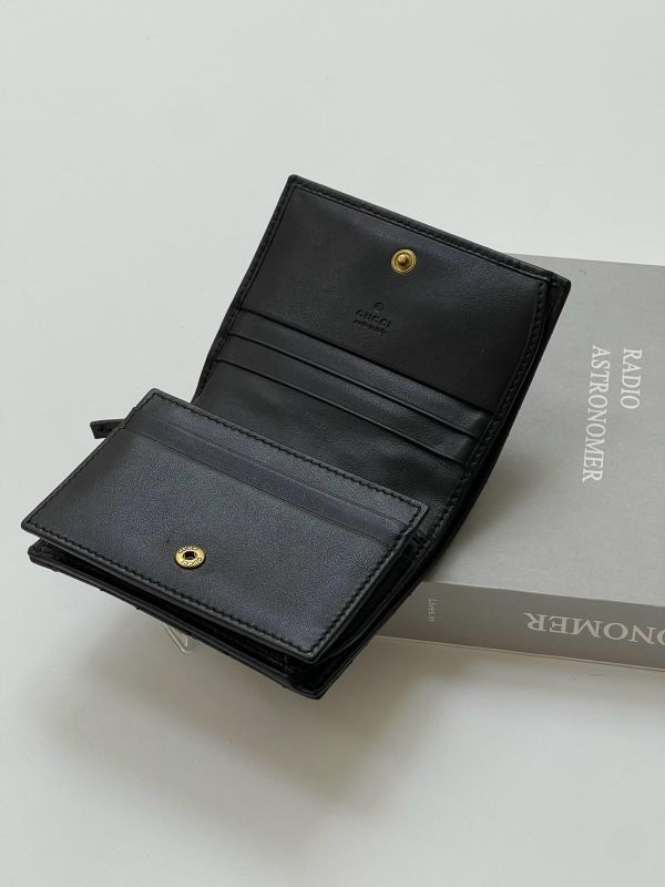 【9成新】GUCCI Marmont 愛心兩摺拉鍊零錢袋短夾 