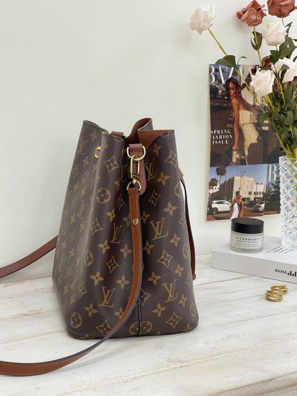 【9成新】LV NéoNoé MM 