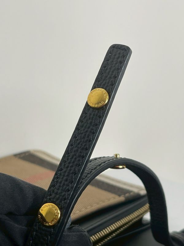 【分期0利率】BURBERRY HAMPSHIRE 格紋拚接皮革WOC 【9成新】 