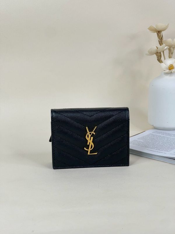 【分期0利率】YSL 魚子醬對開短夾【95成新】 
