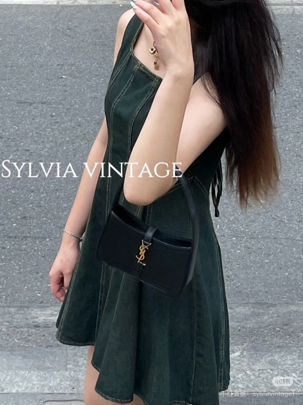 【分期0利率】YSL le 5 à 7滑面皮革迷你手袋【99成新】 