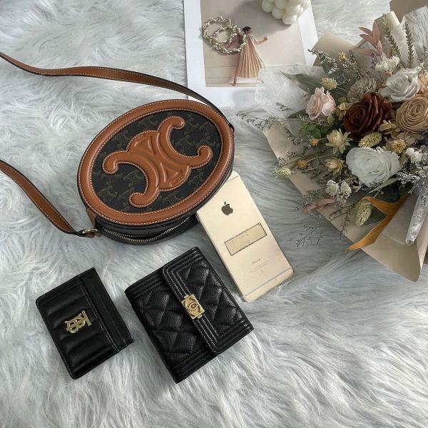 【95新】【12 期 0 利率】Celine 中號老花月餅包 