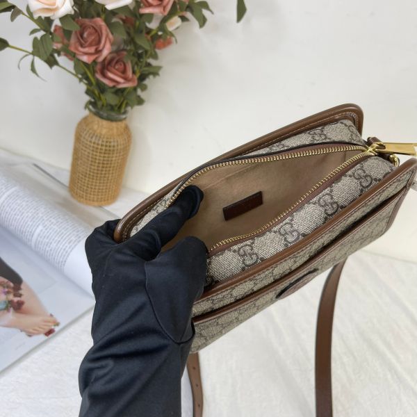 【12期0利率】GUCCI  Retro GG Supreme 斜背方包【95成新】 