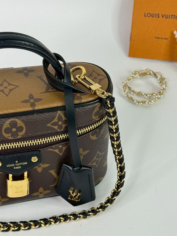 【分期0利率】LV Vanity Chain Pouch【99成新】 