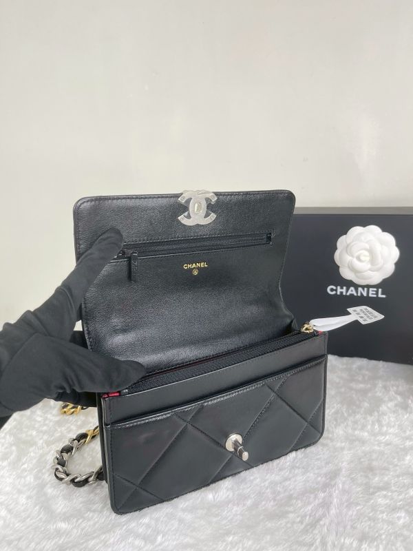 【12期0利率】CHANEL 19 WOC 【95成新】 