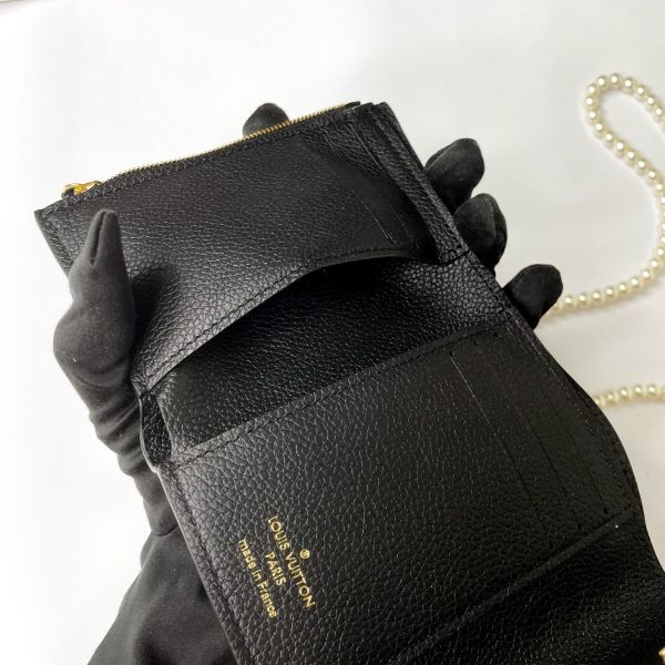 【12期0利率】LV壓紋三摺短夾【全新閒置】 