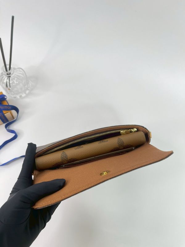 【99成新】LV  Wallet on Chain Ivy 