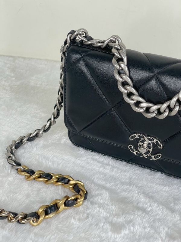 【12期0利率】CHANEL 19 WOC 【95成新】 